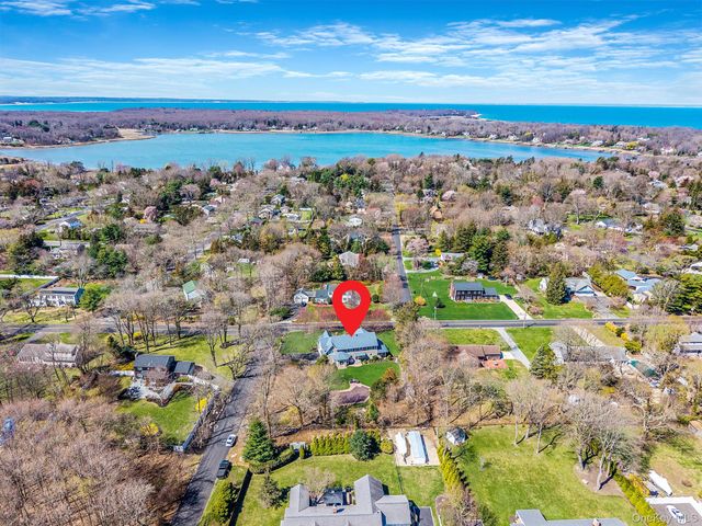 15 Maple Road, Setauket, NY 11733