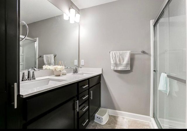 4784 Equine Trail, Woodbury, MN 55129
