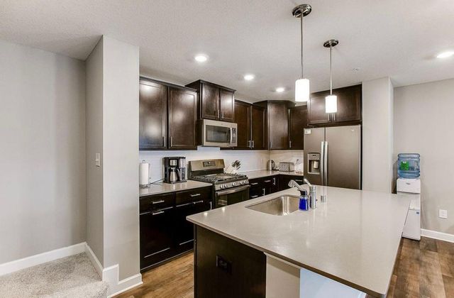 4784 Equine Trail, Woodbury, MN 55129
