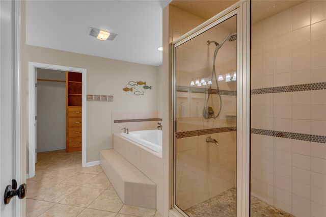 1108 S Lakeside DR, Burnet, TX 78611