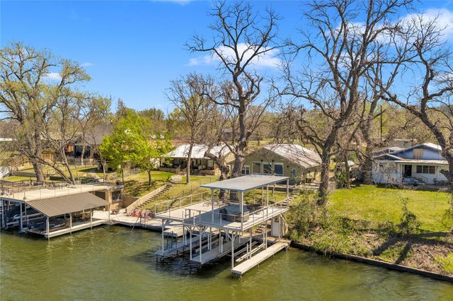1108 S Lakeside DR, Burnet, TX 78611