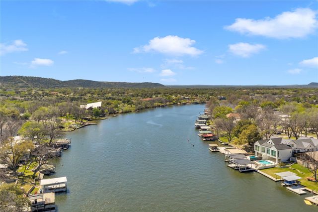 1108 S Lakeside DR, Burnet, TX 78611