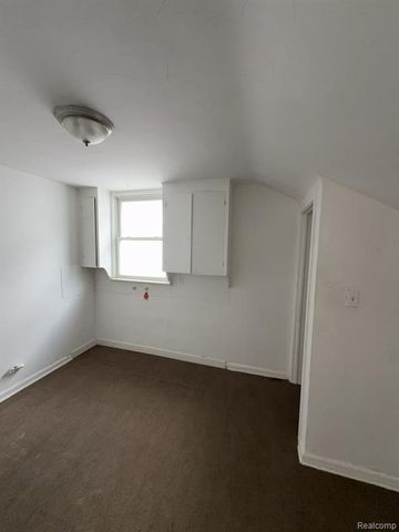 9164 Mendota Street, Detroit, MI 48204