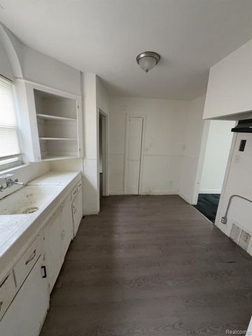 9164 Mendota Street, Detroit, MI 48204