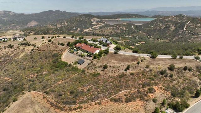 8473 Via Rancho Cielo, Rancho Santa Fe, CA 92067