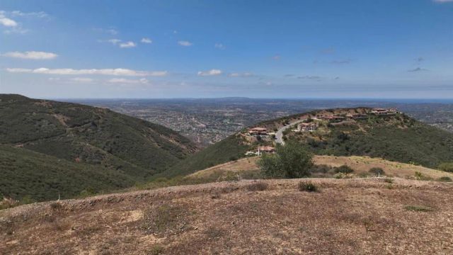 8473 Via Rancho Cielo, Rancho Santa Fe, CA 92067