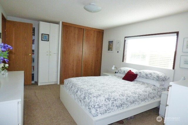 716 Dennis Street SE #48, Tumwater, WA 98501