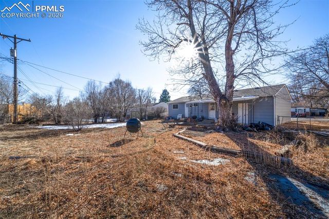 1911 Del Mar Drive, Colorado Springs, CO 80910