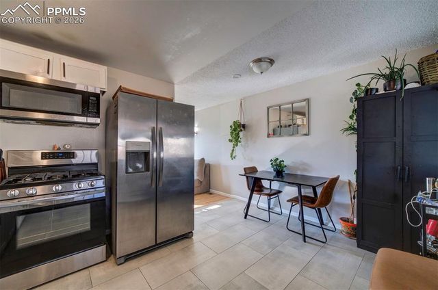 1911 Del Mar Drive, Colorado Springs, CO 80910