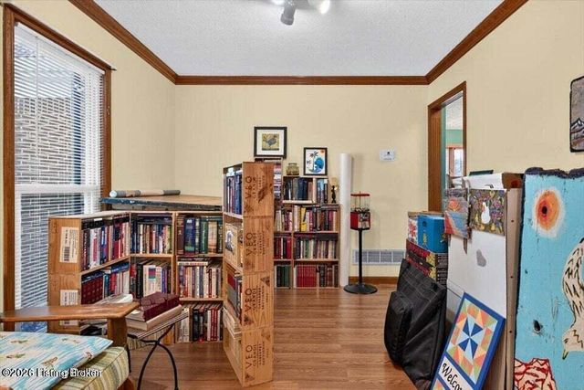 105 Beckley Woods Dr, Louisville, KY 40245