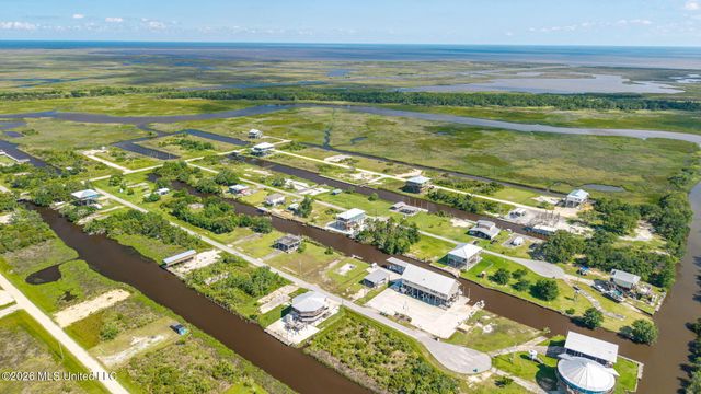 10085 W Gulf Road, Bay Saint Louis, MS 39520
