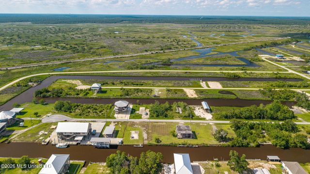 10085 W Gulf Road, Bay Saint Louis, MS 39520