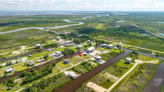 10085 W Gulf Road, Bay Saint Louis, MS 39520