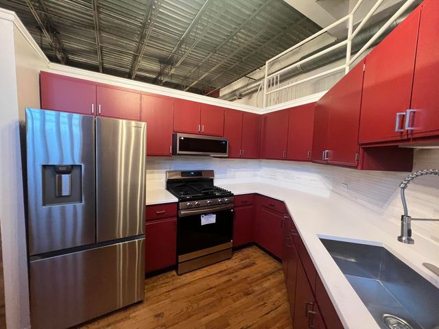 2525 N Sheffield Avenue 3e, Chicago, IL 60614