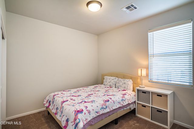 864 Via Glorieta, Sunland Park, NM 88063