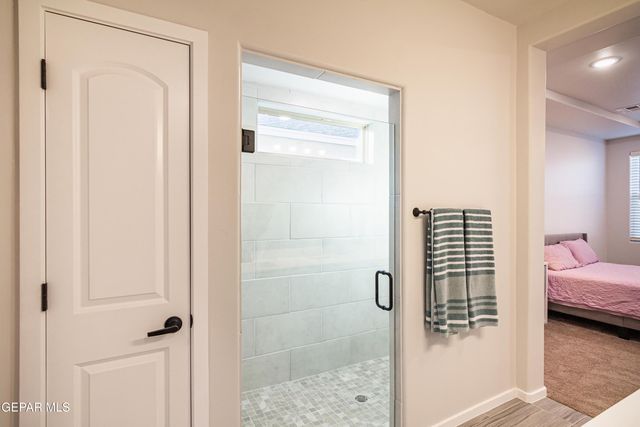 864 Via Glorieta, Sunland Park, NM 88063