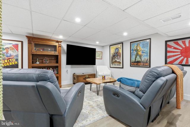 2532 SPECKLED DR, East Petersburg, PA 17520