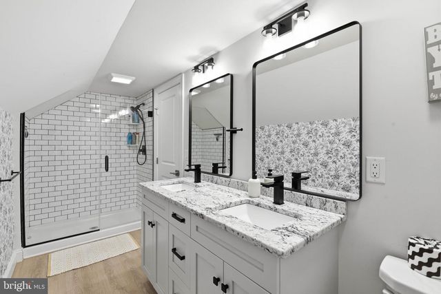 2532 SPECKLED DR, East Petersburg, PA 17520