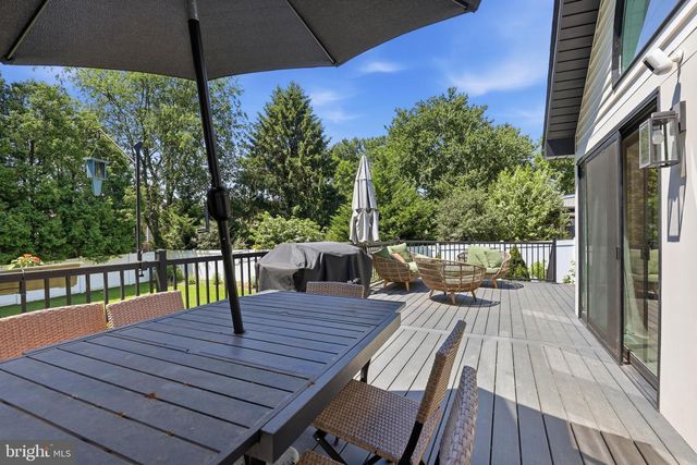 2532 SPECKLED DR, East Petersburg, PA 17520