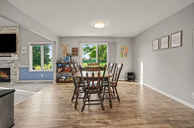 21194 Fairfield Dr Drive, Macomb, MI 48044