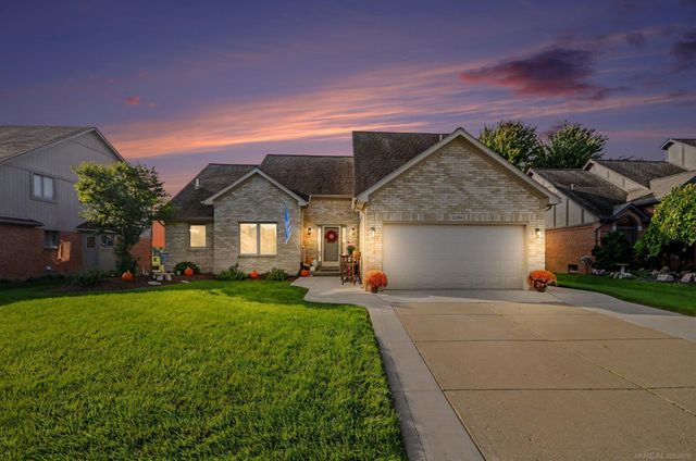 21194 Fairfield Dr Drive, Macomb, MI 48044