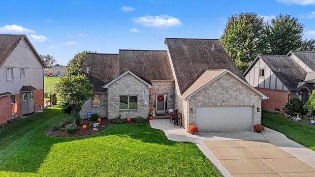 21194 Fairfield Dr Drive, Macomb, MI 48044
