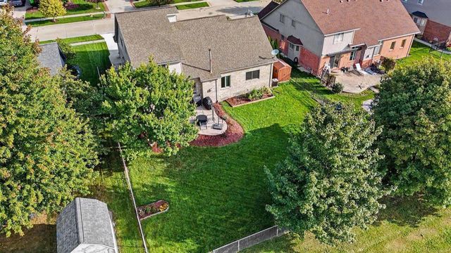 21194 Fairfield Dr Drive, Macomb, MI 48044