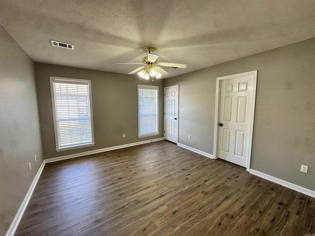 1560 Marlise Drive, Conway, AR 72034