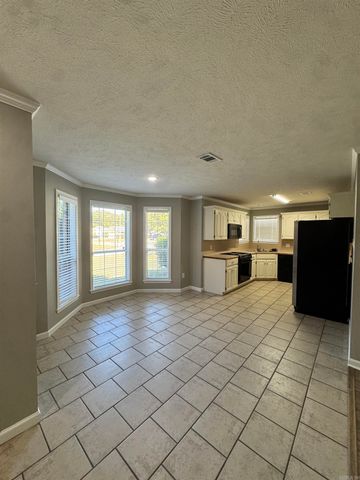1560 Marlise Drive, Conway, AR 72034