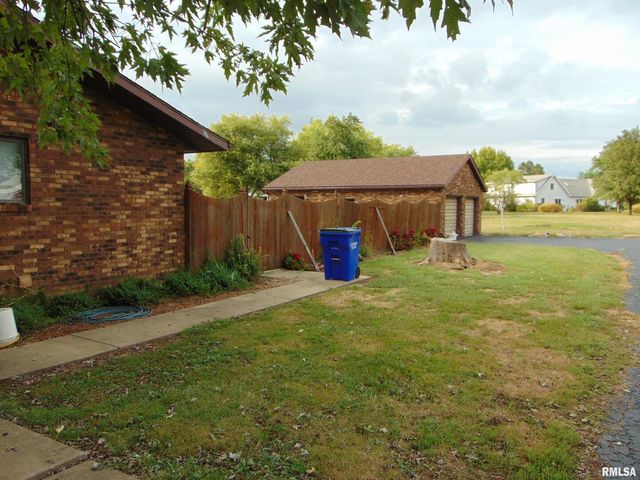 4077 State Route 154 Highway, Pinckneyville, IL 62274