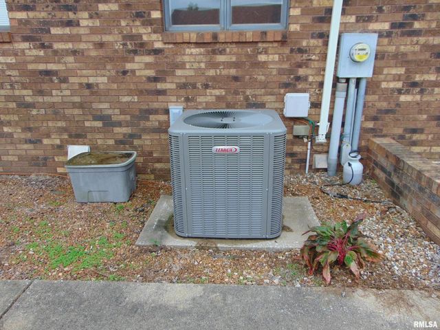 4077 State Route 154 Highway, Pinckneyville, IL 62274