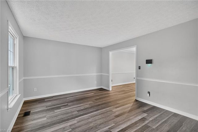 1265 Springwell PL, Newport News, VA 23608