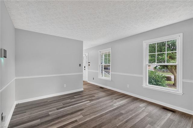 1265 Springwell PL, Newport News, VA 23608