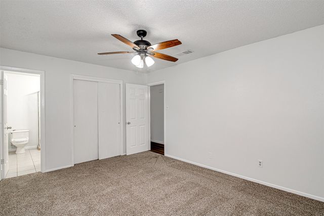 207 Stefanie Street, Burleson, TX 76028