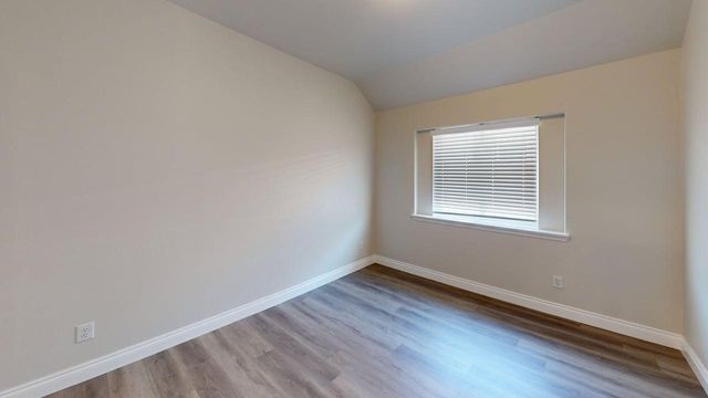 204 Rosewood Drive, Lavon, TX 75166