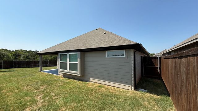 204 Rosewood Drive, Lavon, TX 75166
