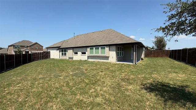 204 Rosewood Drive, Lavon, TX 75166