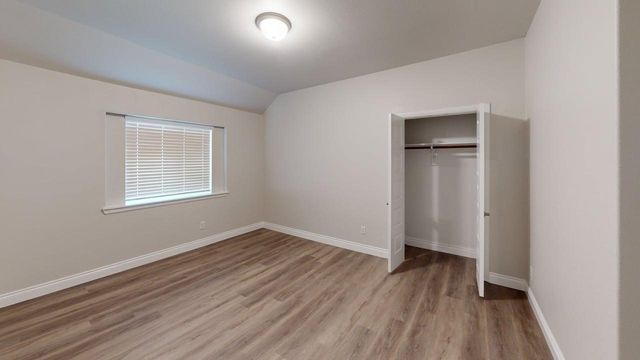 204 Rosewood Drive, Lavon, TX 75166