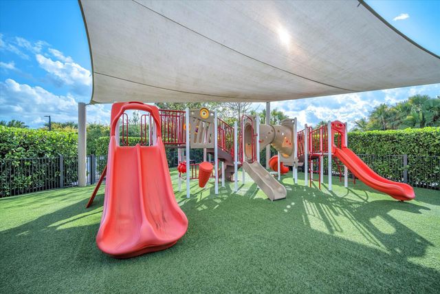 13482 Artisan Circle, Palm Beach Gardens, FL 33418
