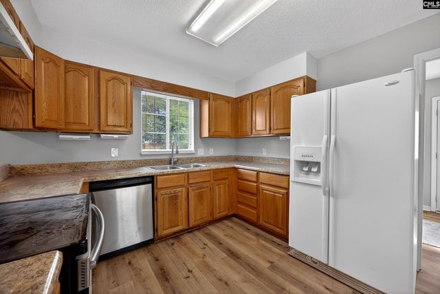 344 Pin Oak Dr, Lexington, SC 29073