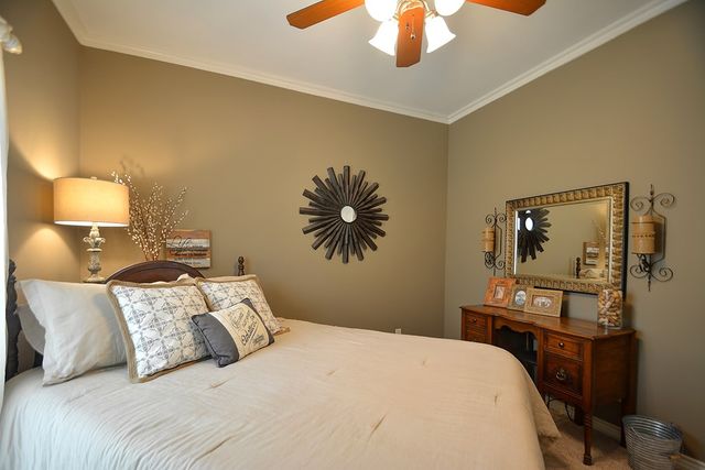 704 Cardinal Dr, Kerrville, TX 78028