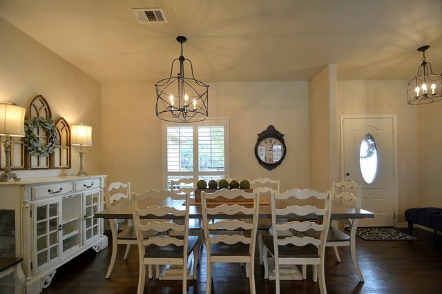 704 Cardinal Dr, Kerrville, TX 78028