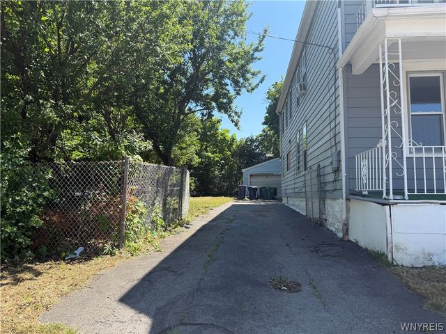 477 Riley Street, Buffalo, NY 14208