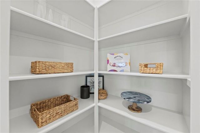 20779 Emerald Street, Spring Hill, KS 66083