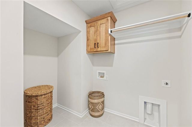 20779 Emerald Street, Spring Hill, KS 66083