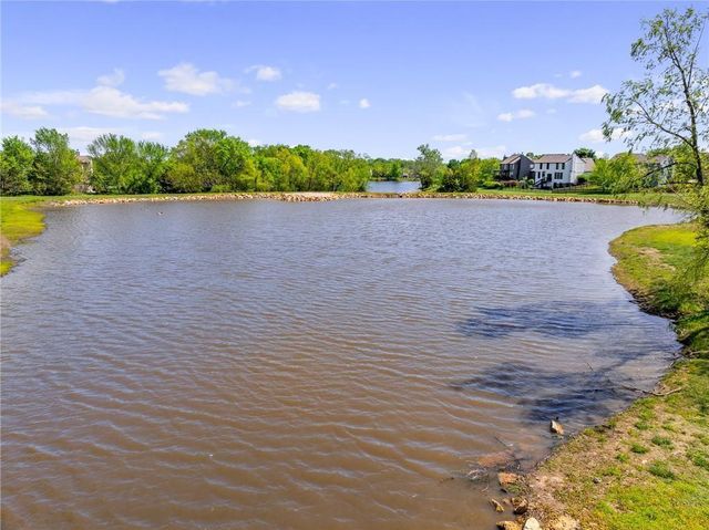 20779 Emerald Street, Spring Hill, KS 66083