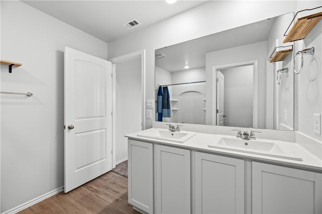 7702 Spiderman Dr, Corpus Christi, TX 78414