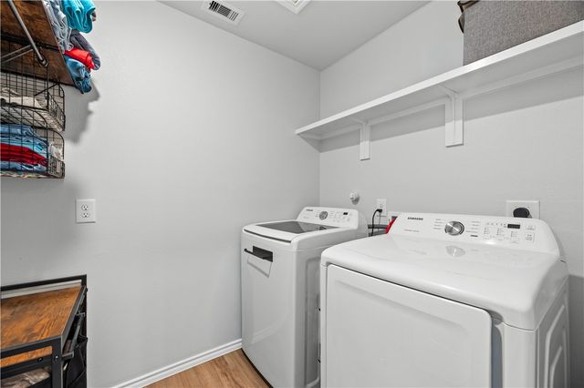 7702 Spiderman Dr, Corpus Christi, TX 78414