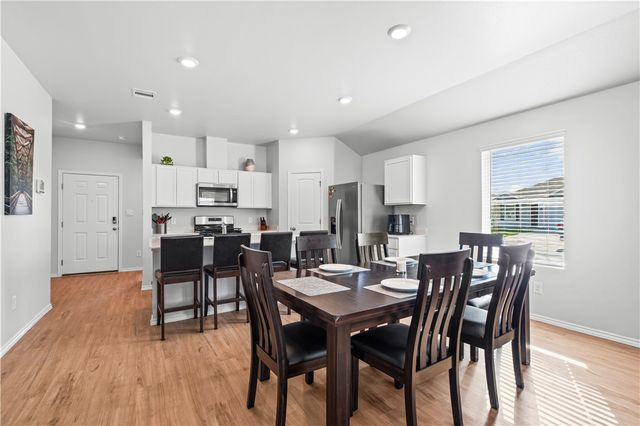 7702 Spiderman Dr, Corpus Christi, TX 78414
