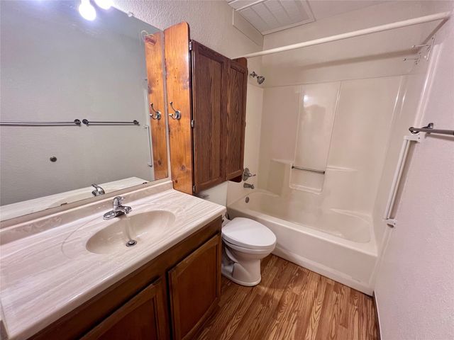 6671 Nyman Drive, Dallas, TX 75236